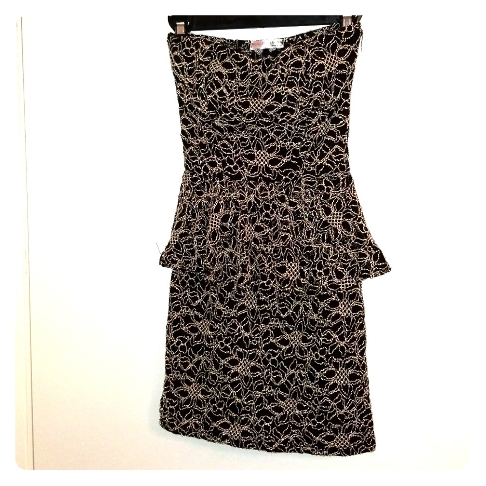 A'gaci strapless peplum dress💖